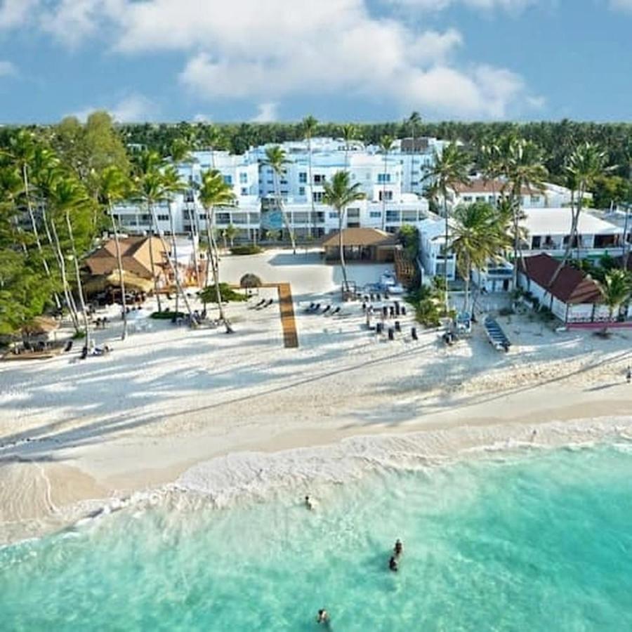 Chic Beachfront Apartment - Private Beach Access Пунта-Кана Екстер'єр фото