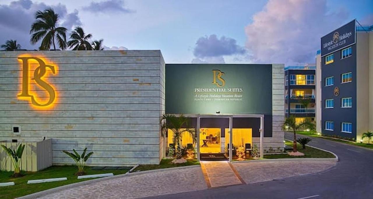 Chic Beachfront Apartment - Private Beach Access Пунта-Кана Екстер'єр фото